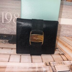 Salvatore ferragamo vara bow compact wallet